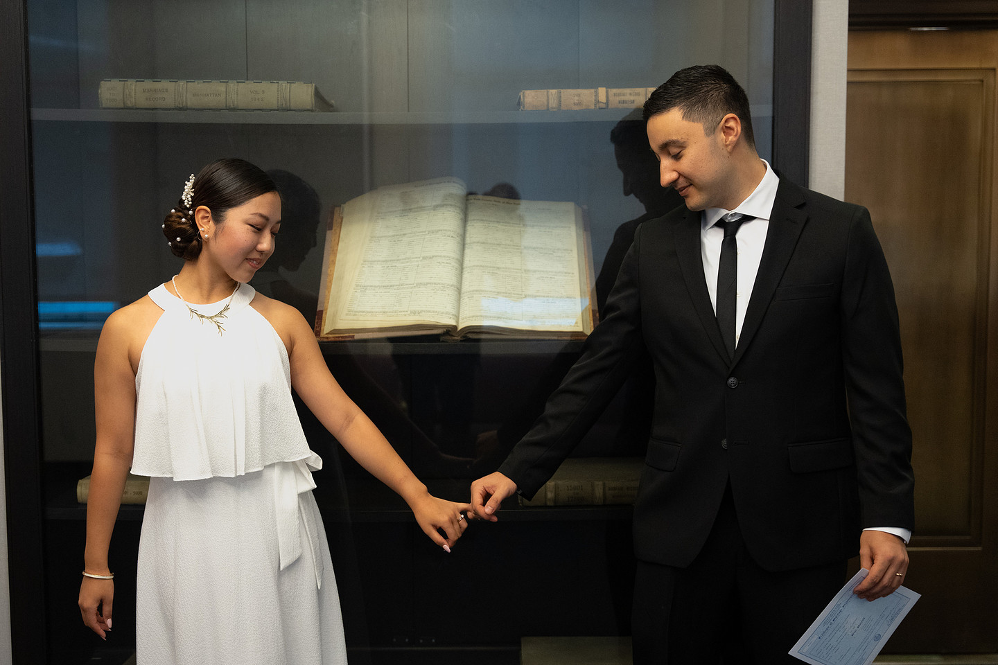 New York wedding couple photographed by Kali Artistry